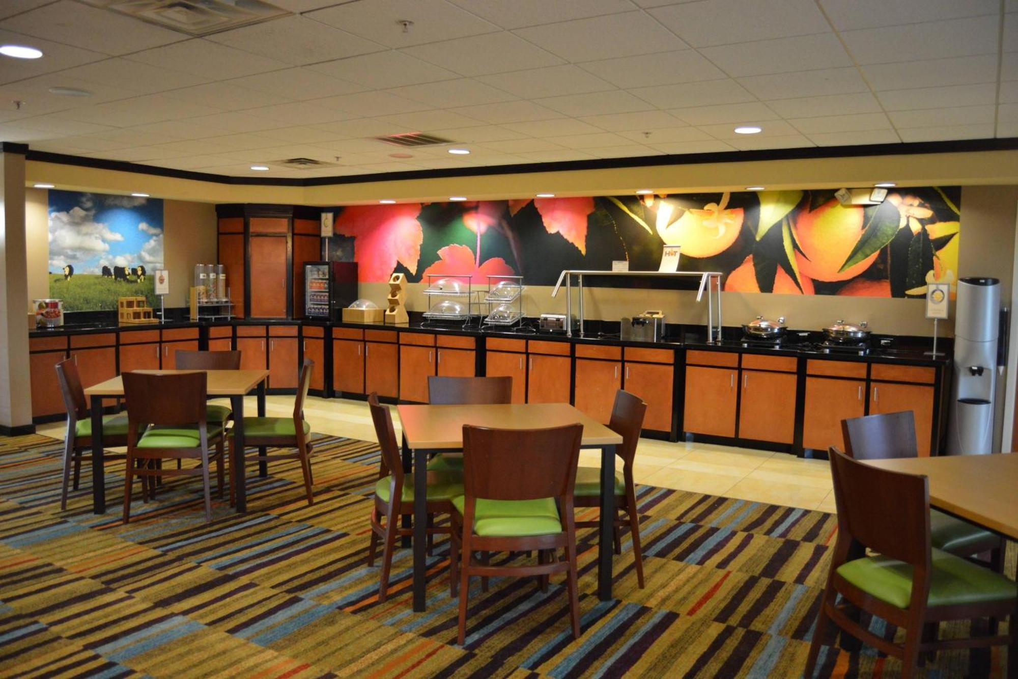 Fairfield Inn & Suites Houston Channelview Exterior photo